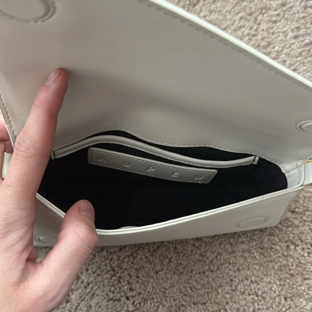 Aupen- Ivory Structured purpose Asymmetrical Shoulder Purse - Picture 6 of 7